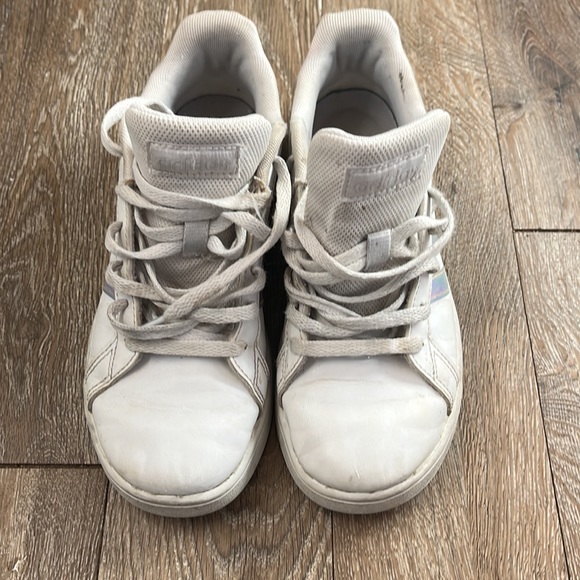 4/$20🥳 Girls Adidas All Star shoes size Girls 3 - Picture 2 of 7